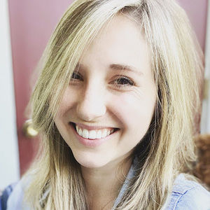 Meet your Posher, Becca